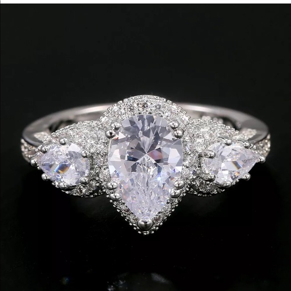 Engagement wedding bridal anniversary ring - Picture 2 of 8